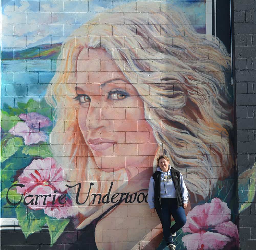 Merritt BC Murals Carrie Underwood